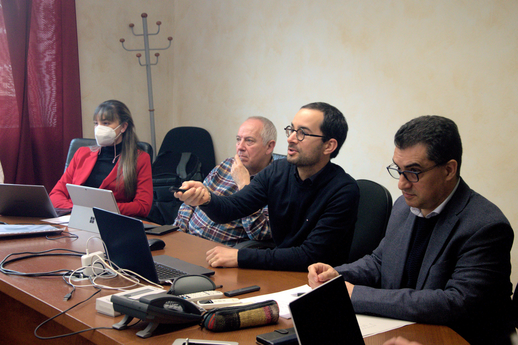 meeting_photo1
